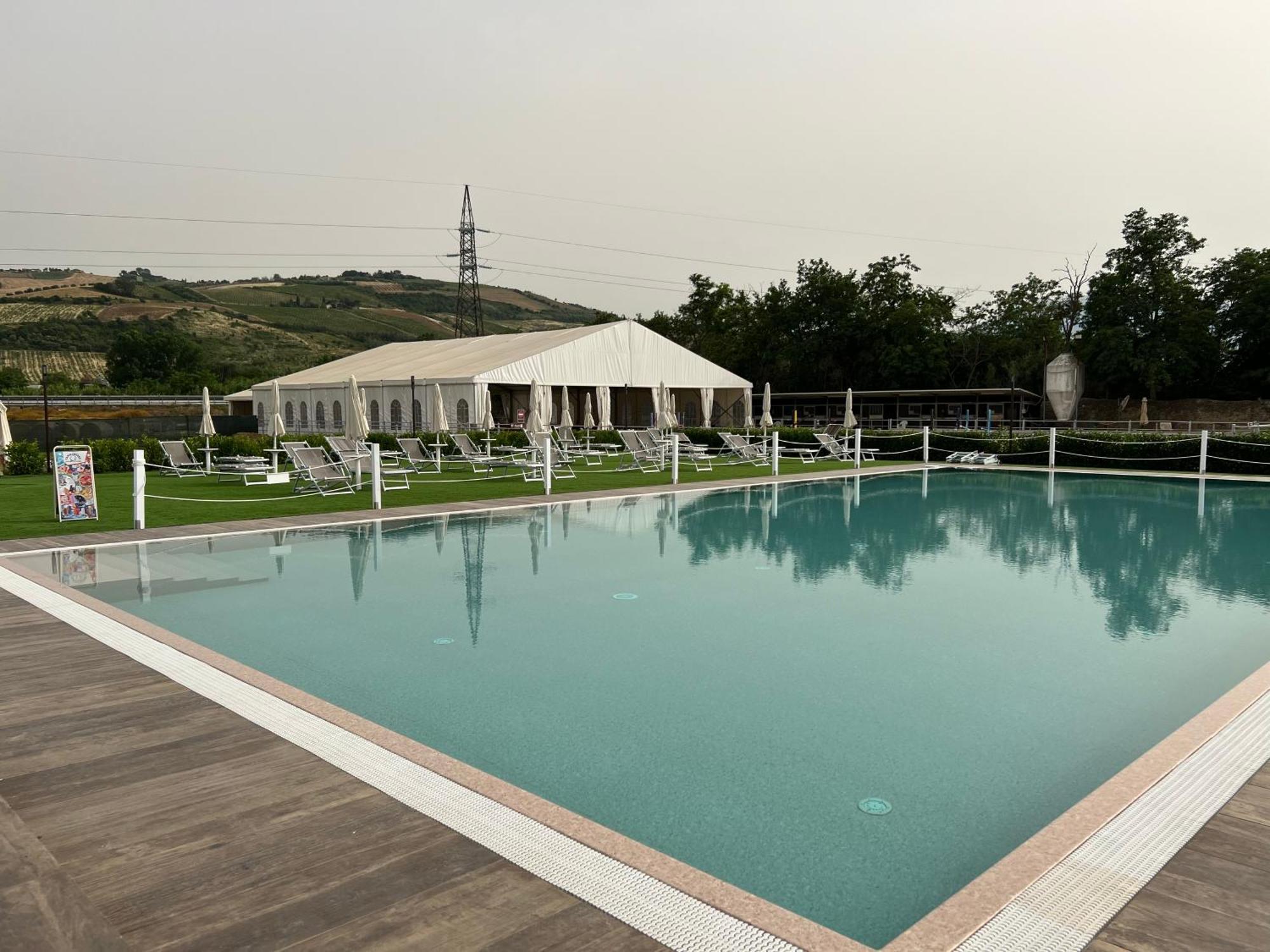 Ll Crinale Village Colli del Tronto Exterior foto